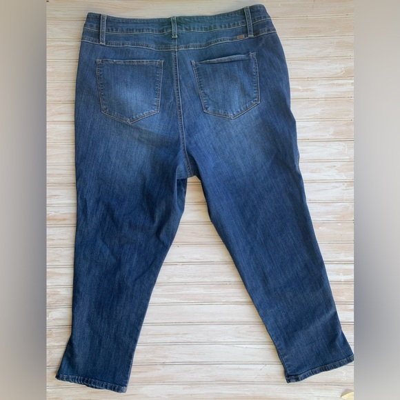 1822 Denim Medium Blue Straight Leg Cropped Jeans – Size 16W - Picture 7 of 9